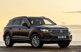 Volkswagen Touareg 3.0 V6 340ps, 2019, front