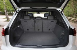 Volkswagen Touareg, 2018, boot, minimum