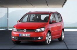VW Touran, front