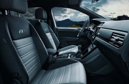 Volkswagen Touran R-Line, interior
