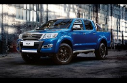 Toyota Hilux Invincible