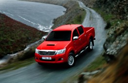 Toyota Hilux action