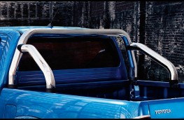 Toyota Hilux Invincible, load area