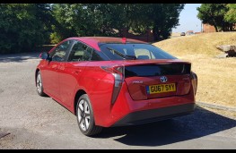 Toyota Prius Business Edition +2, back