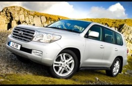 Toyota Land Cruiser, front