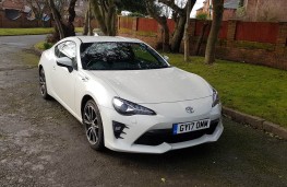 Toyota GT86 2.0, front