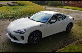 Toyota GT86 2.0, side
