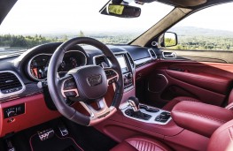 Jeep Grand Cheorkee Trackhawk, 2018, interior
