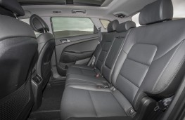 Hyundai Tucson 2015, rear seats