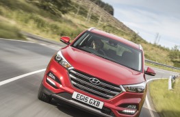 Hyundai Tucson 2015, nose, action