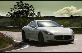 Maserati GranTurismo, front, action