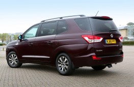 Ssangyong Turismo, rear