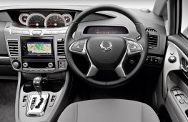 Ssangyong Turismo, dashboard