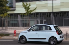 Renault Twingo, side