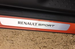 Renault Twingo GT, 2017, kick plate