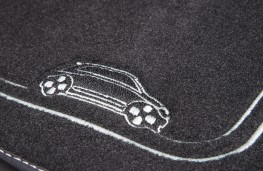 Renault Twingo Iconic, 2017, floor mat