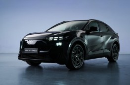 Subaru Uncharted, 2025, front