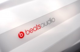 Volkswagen up! beats, 2017, badge