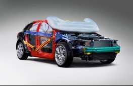 Volvo V40, pedestrian airbag