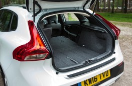 Volvo V40 Cross Country, 2016, boot