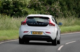 Volvo V40, rear