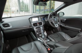 Volvo V40 R-Design, interior