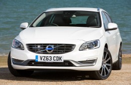Volvo V60 D4 Drive-E, front, static