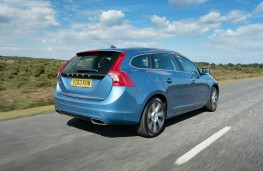 Volvo V60 plug-in hybrid, rear, action