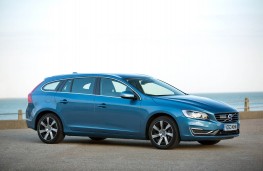 Volvo V60 plug-in hybrid, side