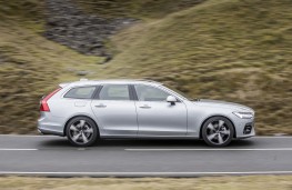 Volvo V90 R-Design, 2017, side