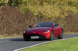 Aston Martin Vantage, 2018, front, cornering