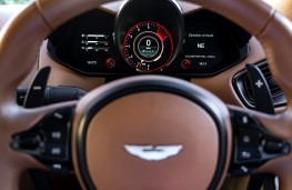 Aston Martin Vantage, 2018, instrument panel