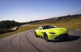 Aston Martin Vantage, 2018, front