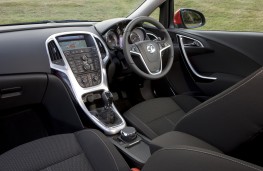Vauxhall Astra interior