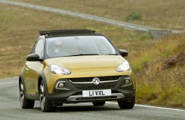 Vauxhall Adam Rocks Air, front, action