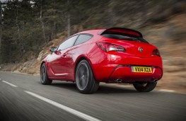 Vauxhall Astra GTC, rear action