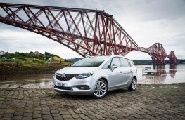 Vauxhall Zafira Tourer, front static