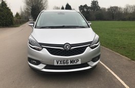 Vauxhall Zafira Tourer, front