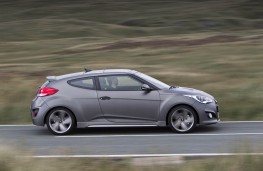 Hyundai Veloster Turbo, side