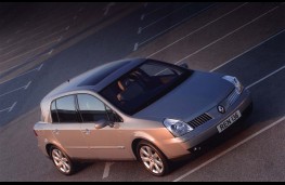 Renault Vel Satis, front