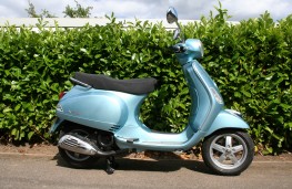 Vespa LX125 Celeste Glamour
