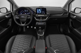 Ford Fiesta Vignale, 2017, interior