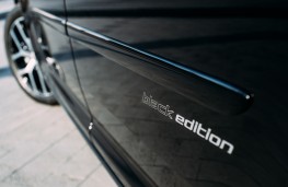 Volkswagen Caddy Black Edition badge