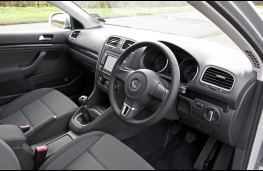 Volkswagen Golf Estate interior