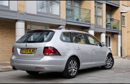 Volkswagen Golf Estate rear