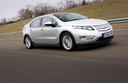 Chevrolet Volt, side