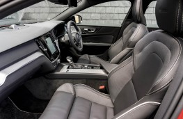 Volvo S60, front seats