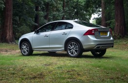 Volvo S60 Cross Country, rear static