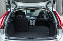 Volvo V40, boot
