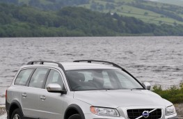 Volvo XC70 VOR front